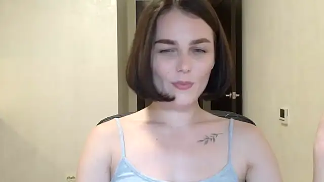 Snapshot of Silviaa_a chatting on June 21, 2026, 8:36 pm Silviaa a online show from June 21, 2026, 8:36 pm