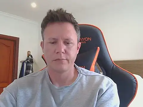 TroyDieselXXX online show from November 9, 2025, 7:56 am