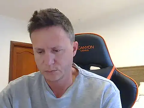 TroyDieselXXX online show from December 22, 2025, 5:07 am