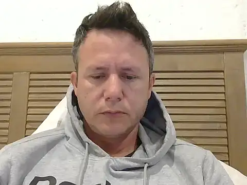 Snapshot of TroyDieselXXX chatting on June 3, 2026, 5:30 am TroyDieselXXX online show from June 3, 2026, 5:30 am
