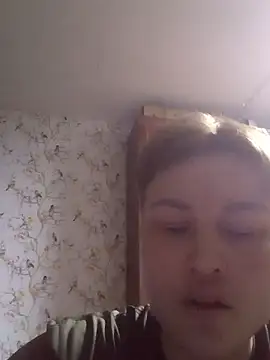 Snapshot of MoonIrene chatting on February 15, 2026, 12:59 pm MoonIrene online show from February 15, 2026, 12:59 pm