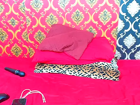 yourperfectcrush online show from September 13, 2025, 5:35 pm