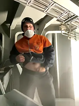 Snapshot of egor7777yd chatting on October 19, 2025, 1:58 pm egor7777yd online show from October 19, 2025, 1:58 pm