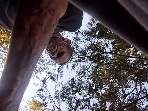 Snapshot of helldonk chatting on September 13, 2025, 10:54 pm helldonk online show from September 13, 2025, 10:54 pm