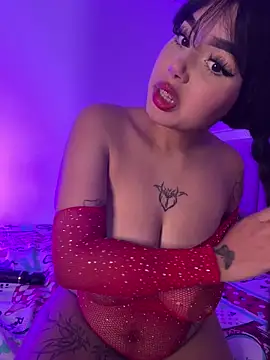 lucialauper  online show from March 11, 2026, 11:54 pm