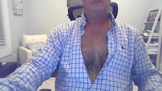 cyclone1212 online show from June 18, 2026, 9:25 am