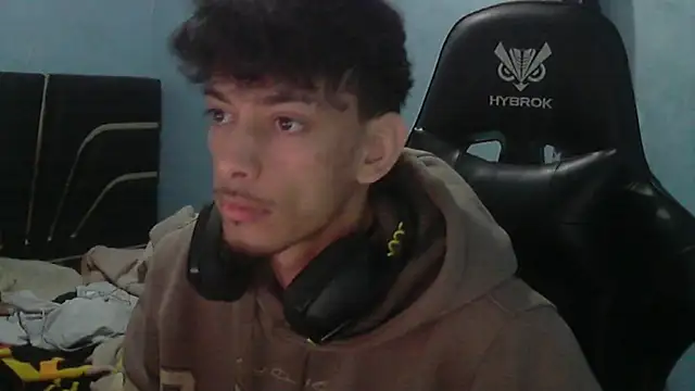 Snapshot of Dark_DesireX chatting on January 7, 2026, 1:38 pm Dark DesireX online show from January 7, 2026, 1:38 pm