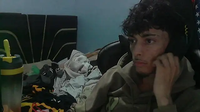 Dark DesireX online show from February 17, 2026, 7:33 pm