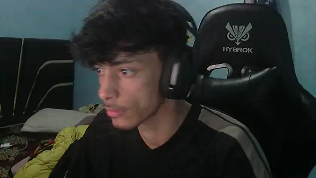 Snapshot of Dark_DesireX chatting on January 11, 2026, 4:14 pm Dark DesireX online show from January 11, 2026, 4:14 pm