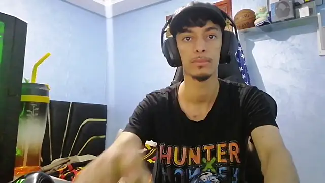 Snapshot of Dark_DesireX chatting on December 4, 2025, 10:03 am Dark DesireX online show from December 4, 2025, 10:03 am