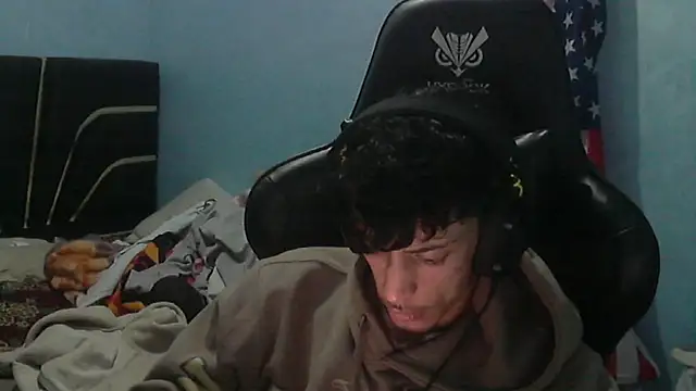 Snapshot of Dark_DesireX chatting on January 5, 2026, 8:34 pm Dark DesireX online show from January 5, 2026, 8:34 pm