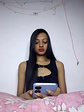 Your-Kitkat online show from February 8, 2026, 12:14 pm