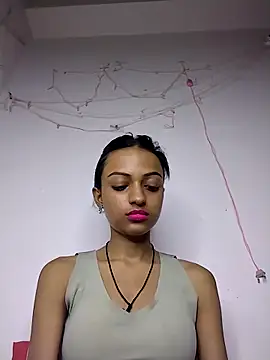 Your-Kitkat online show from March 12, 2026, 6:12 pm