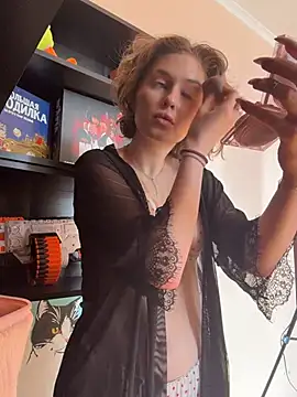 Snapshot of KellyKeler chatting on February 20, 2026, 10:39 am KellyKeler online show from February 20, 2026, 10:39 am