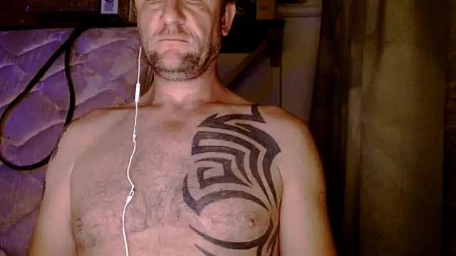 Snapshot of Yournaughty chatting on June 27, 2026, 5:24 am Yournaughty online show from June 27, 2026, 5:24 am