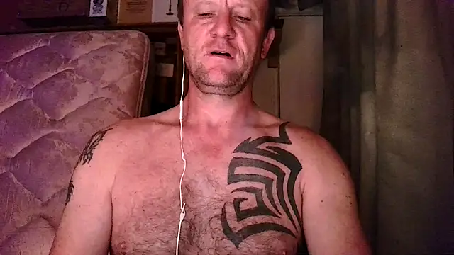 Snapshot of Yournaughty chatting on November 3, 2025, 4:39 am Yournaughty online show from November 3, 2025, 4:39 am