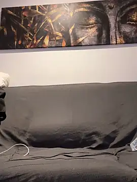 futy-doll online show from December 2, 2025, 5:09 am