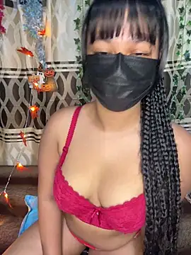 Ariana  Marie online show from October 31, 2025, 5:42 pm