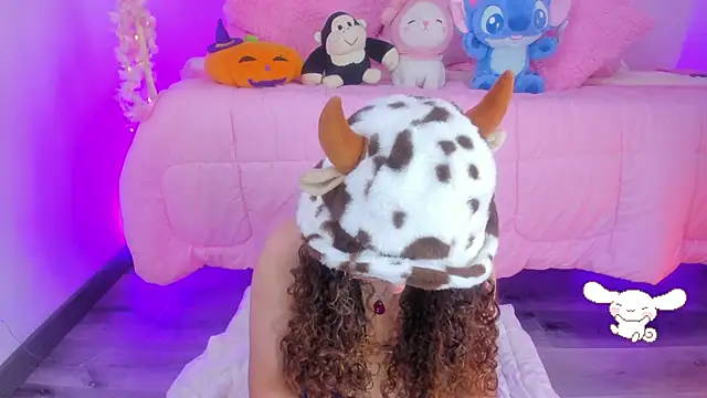 hannacutegod online show from November 30, 2025, 5:30 am