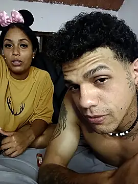 Fernanda30 online show from November 30, 2025, 6:14 am