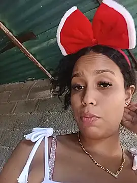 Fernanda30 online show from June 13, 2026, 2:59 pm