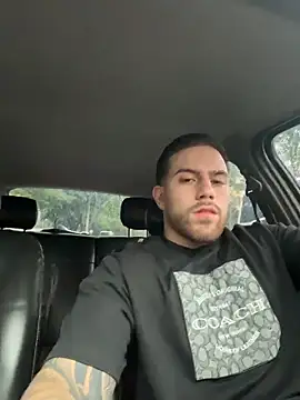 Ades Lowe online show from November 9, 2025, 11:58 am