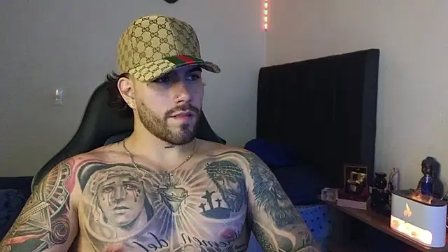 Snapshot of Ades_Lowe chatting on February 2, 2026, 9:19 am Ades Lowe online show from February 2, 2026, 9:19 am