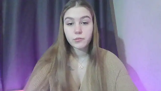 Snapshot of yourhoney_Lola_ chatting on December 15, 2025, 10:10 am yourhoney Lola online show from December 15, 2025, 10:10 am