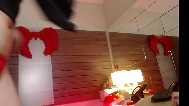 Karol Yessenia online show from October 7, 2025, 1:01 pm