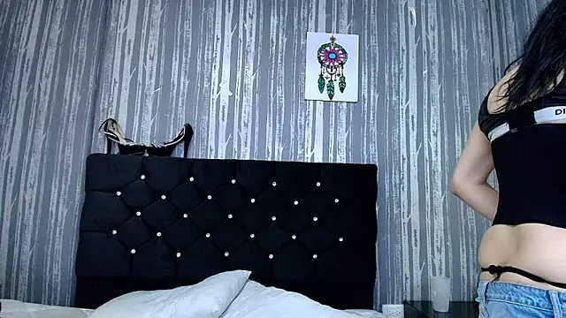 Alicee Moonn online show from November 22, 2025, 7:13 pm