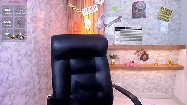 CharlieTaylor   online show from October 25, 2025, 1:12 pm