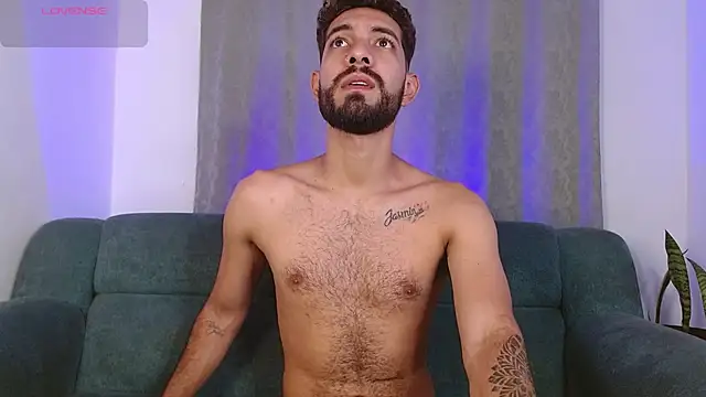 ReyPablo1 online show from October 1, 2025, 3:00 am