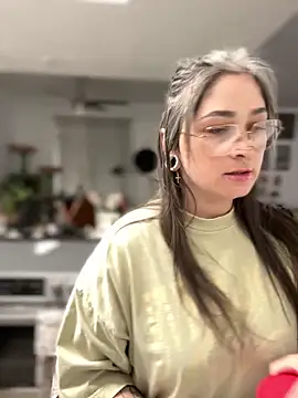 Alix Valentine online show from February 27, 2026, 5:02 pm