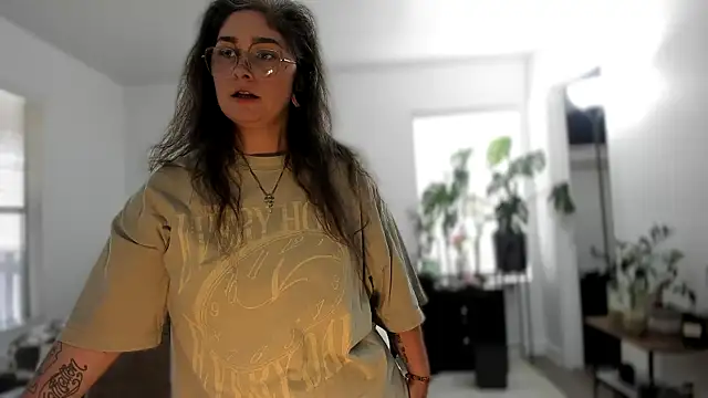 Alix Valentine online show from September 21, 2025, 9:09 pm