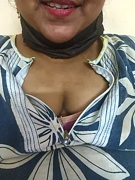 Villageanuty online show from November 15, 2025, 5:17 pm