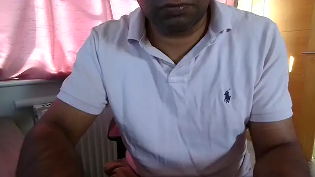 rogamuffin online show from July 29, 2026, 9:52 am