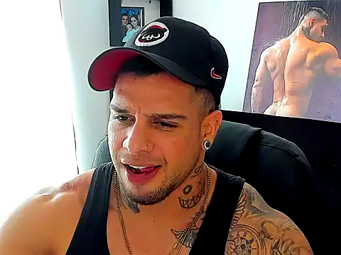 Marck Mathews online show from December 2, 2025, 3:03 pm