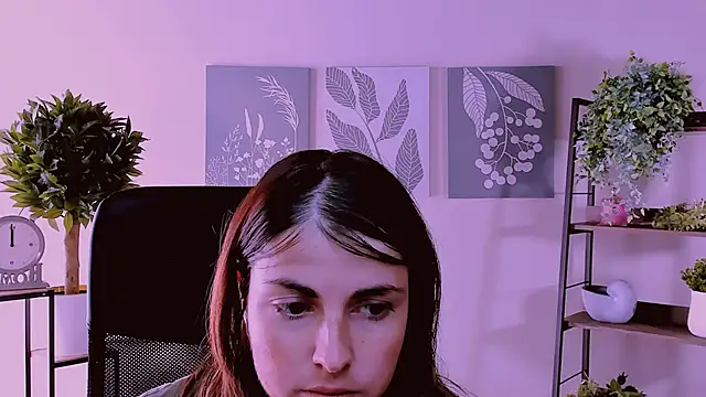 Snapshot of MartaEdams chatting on September 29, 2025, 7:04 am MartaEdams online show from September 29, 2025, 7:04 am