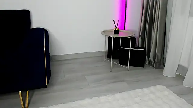 SluttyMaddy online show from January 14, 2026, 5:05 pm