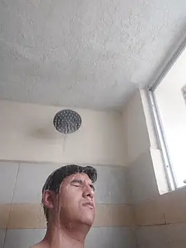 juicysmalls online show from December 21, 2025, 7:48 pm