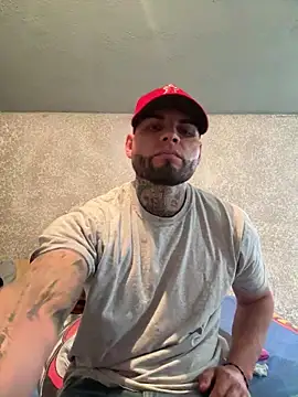 crazybarber69 online show from November 21, 2025, 8:41 pm