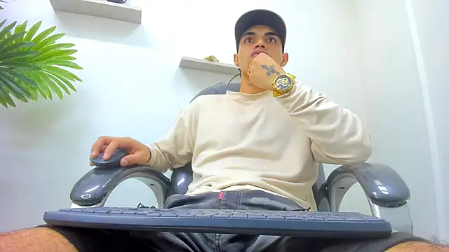 ariess king online show from November 5, 2025, 4:26 am