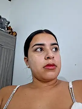 channell0 online show from September 16, 2025, 5:41 am