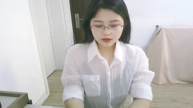 98bunny online show from November 4, 2025, 1:53 am