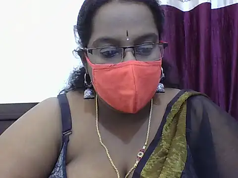 Reena-gowda online show from October 7, 2025, 6:42 pm