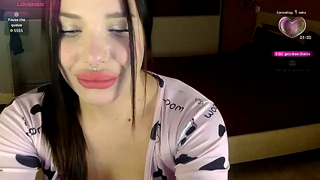 Cassie Pinkkk online show from October 9, 2025, 4:40 pm