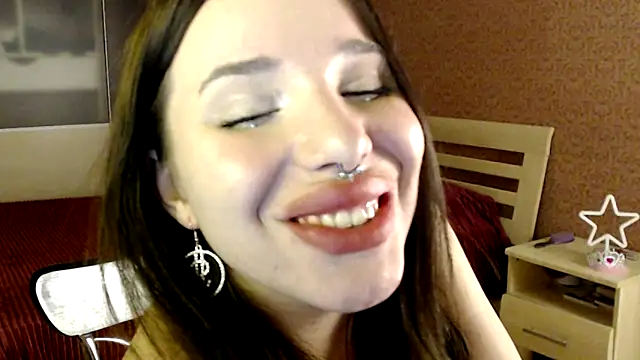 Cassie Pinkkk online show from January 18, 2026, 7:50 pm