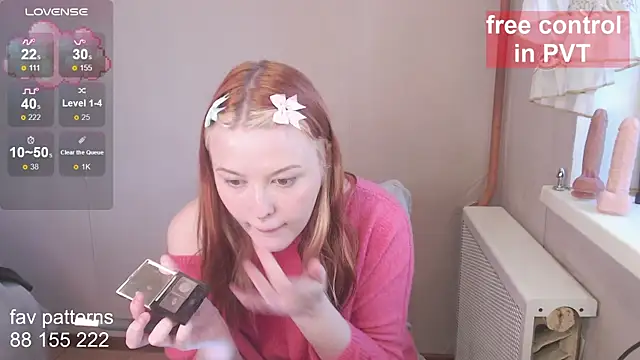 Snapshot of blissful_muse2 chatting on November 14, 2025, 11:14 am blissful muse2 online show from November 14, 2025, 11:14 am