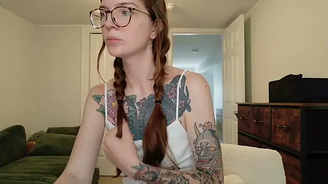 Snapshot of janey_66 chatting on July 17, 2026, 2:36 pm janey 66 online show from July 17, 2026, 2:36 pm
