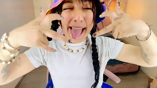 Soleil 66 online show from October 7, 2025, 3:51 am